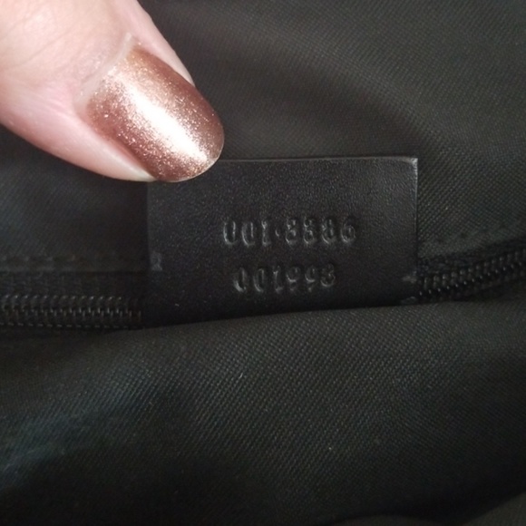 Authentic Gucci small hobo bag - Picture 4 of 7